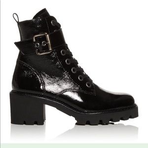 Paul Green size 6 Dynamite Black Crinkled Block Heel Boots- NEW CONDITION W/ BOX